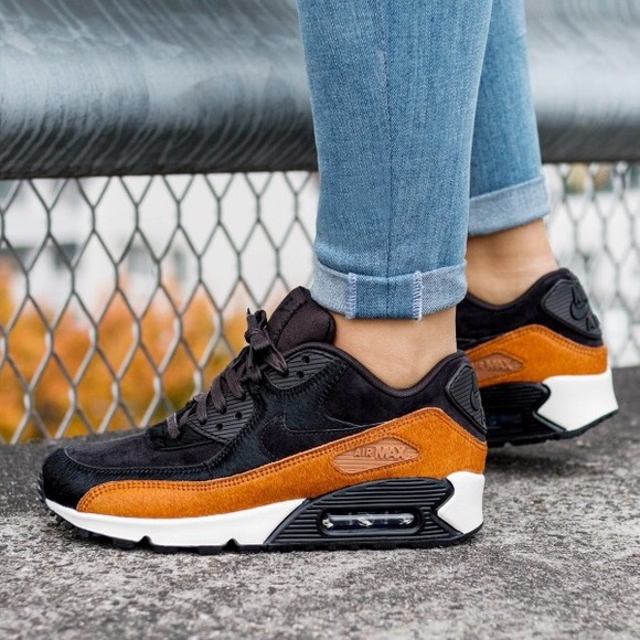 NIKE AIR MAX 90 WOMENS SIZE 8.5 SHOES PONY HAIR - Picture 3 of 6